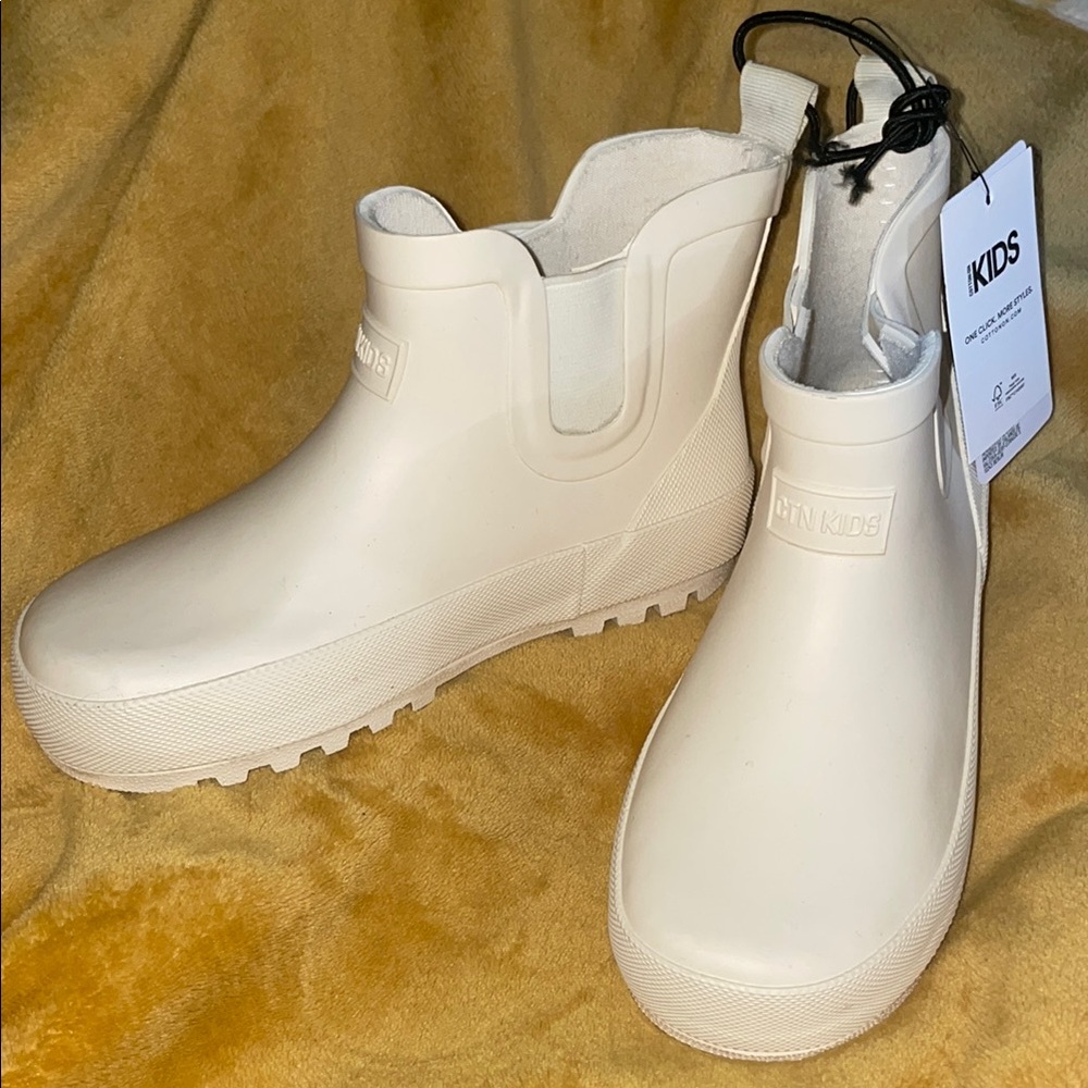 Cotton On Cream Ankle Boots with Elastic Panels